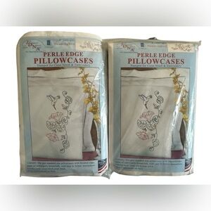 2 Sets Stamped Pillowcases With White Perle Edge 2/Pkg-Hummingbird New